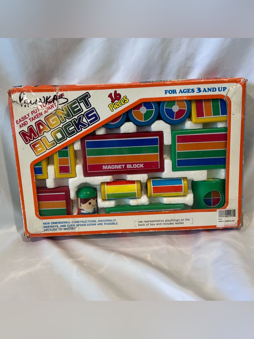Vintage Rainbow Magnetic Blocks 16 Piece Toy Set Complete w/ Original Box